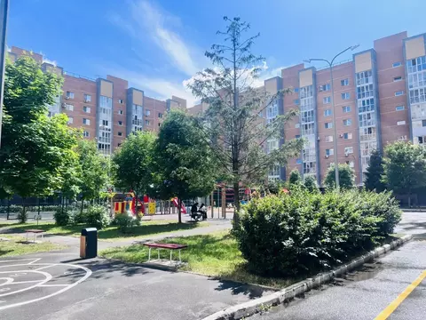 2-к кв. Татарстан, Казань ул. Павлюхина, 99б (70.0 м)