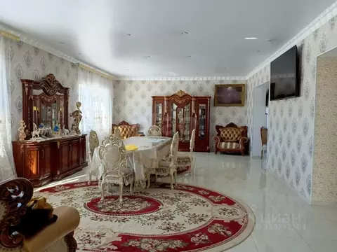 Дом в Омская область, Омский район, с. Усть-Заостровка, Удачный кп ул. ...