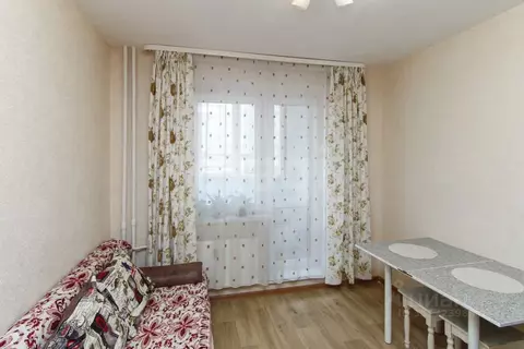 Студия Тюменская область, Тюмень ул. Новоселов, 115 (15.9 м)