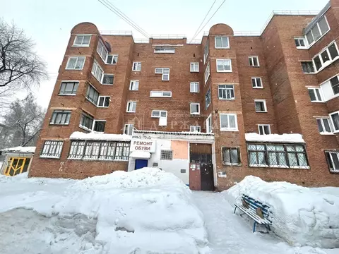 Помещение свободного назначения в Кемеровская область, Кемерово просп. ...