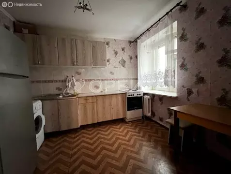 1-комнатная квартира: Тюмень, улица Ватутина, 19 (35 м)