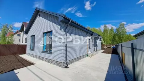 Дом в Тюменская область, Тюменский район Салаирский тракт, 14-й км (92 ...