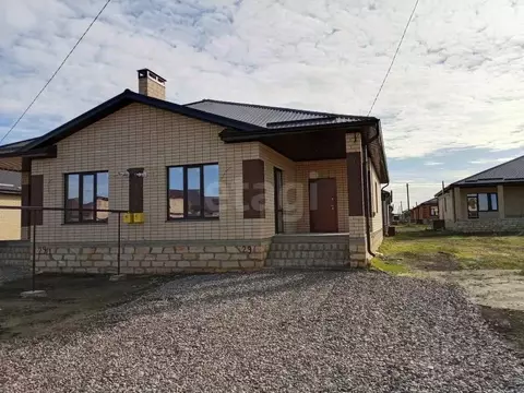 Дом в Ставропольский край, Михайловск Шпаковский район, ул. Михаила ...