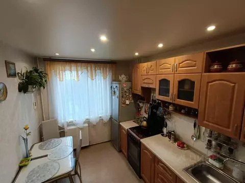 3-к кв. Ярославская область, Рыбинск ул. Моторостроителей, 14 (60.0 м)