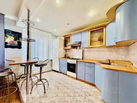 3-к кв. Волгоградская область, Волгоград Нарвская ул., 8 (65.2 м)