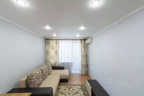 1-к кв. Тюменская область, Тюмень ул. 50 лет Октября, 66 (28.4 м)