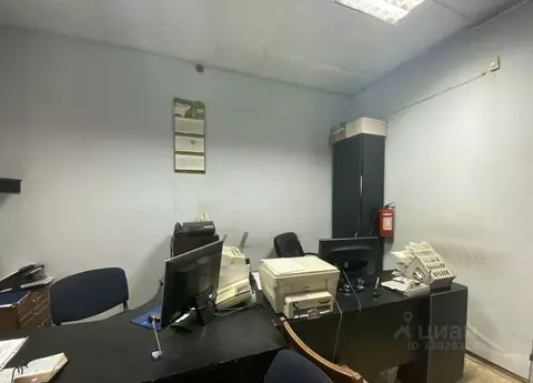 Помещение свободного назначения в Бурятия, Улан-Удэ ул. Ленина, 55 (98 ...