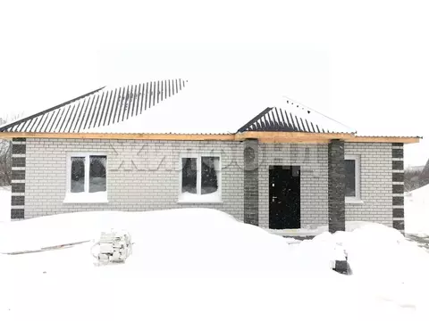 Дом в Алтайский край, Первомайский район, с. Фирсово ул. Яркая (99 м)