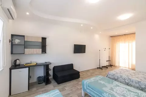 Комната Крым, Ленинский район, Белинское с/пос, с. Новоотрадное ул. ...