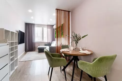 1-к кв. Омская область, Омск Взлетная ул., 13/1 (48.0 м)