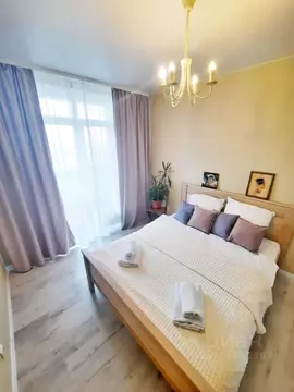1-к кв. Тюменская область, Тюмень ул. Тимофея Чаркова, 79 (40.0 м)