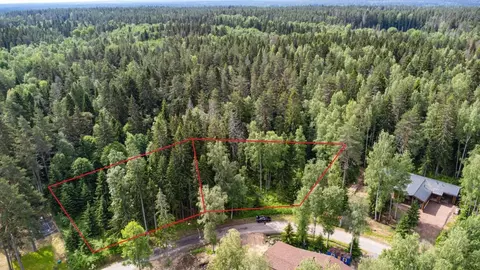 Участок в Ленинградская область, Приозерский район, Петровское с/пос, ...