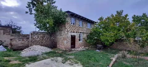 Дом в Крым, Сакский район, Суворовское с/пос, Заводское СПК ул. ...