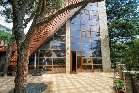 Дом в Крым, Ялта городской округ, Массандра пгт ул. Туристская (350 м)