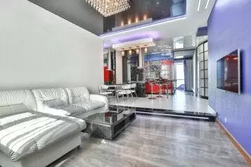 1-к кв. Тюменская область, Тюмень ул. Малыгина, 90 (71.0 м)