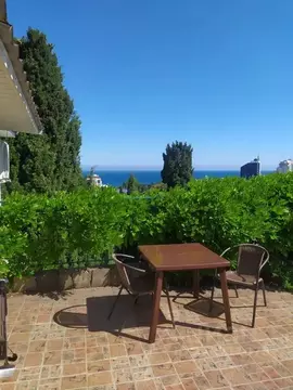 Дом в Крым, Ялта ул. Кирова, 11 (220 м)