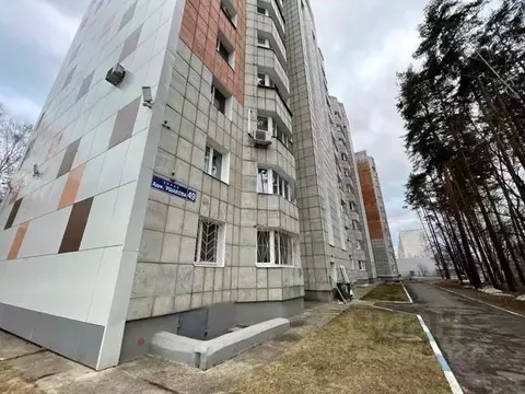 2-к кв. Пермский край, Пермь ул. Адмирала Ушакова, 49 (68.0 м)