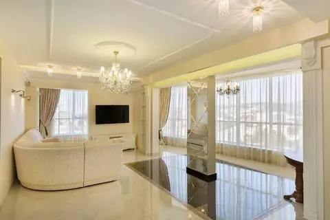 3-к кв. Краснодарский край, Сочи Центральный мкр, ул. Первомайская, 19 ...