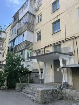 1-к кв. Севастополь просп. Генерала Острякова, 5А (30.6 м)