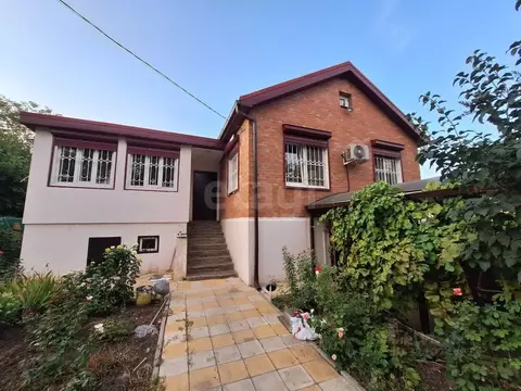 Дом в Ростовская область, Ростов-на-Дону ул. 3-я Залповая (141 м)