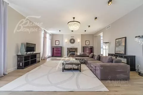 Дом в Москва с. Красная Пахра, ул. Нагорная (423 м)