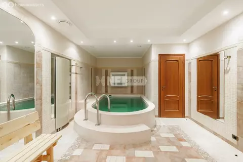 Дом в Москва, НАО, Филимонковский район, деревня Нижнее Валуево (600 ...