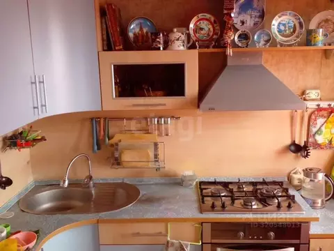 3-к кв. Белгородская область, Старый Оскол Комсомольский просп., 3 ...