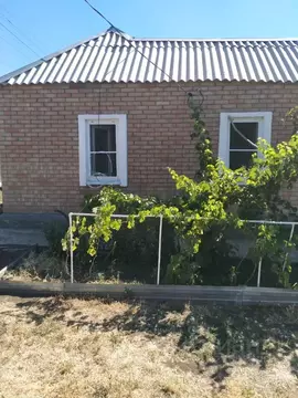 Дом в Ростовская область, Неклиновский район, с. Приморка Северная ул. ...