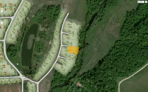 Участок в Калужская область, Боровский муниципальный округ, Совьяки ...