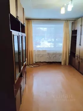 2-к кв. Свердловская область, Богданович Партизанская ул., 4 (42.0 м)