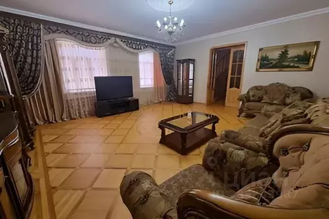 Дом в Дагестан, Дербент ул. Курбанова, 40 (200 м)