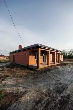 Дом в Ростовская область, Неклиновский район, с. Новобессергеневка ...