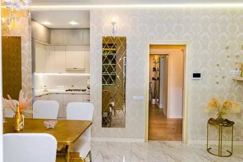 Дом в Краснодарский край, Динской район, Старомышастовская ст-ца ул. ...