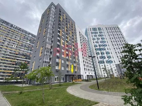 Торговая площадь в Свердловская область, Екатеринбург ул. 40-летия ...