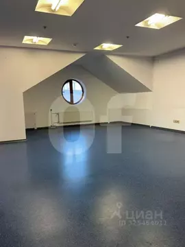 Офис в Москва Космодамианская наб., 52С1 (842 м)