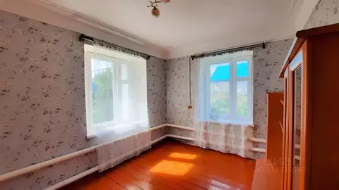 Дом в Башкортостан, Нуримановский район, Павловский сельсовет, с. ...