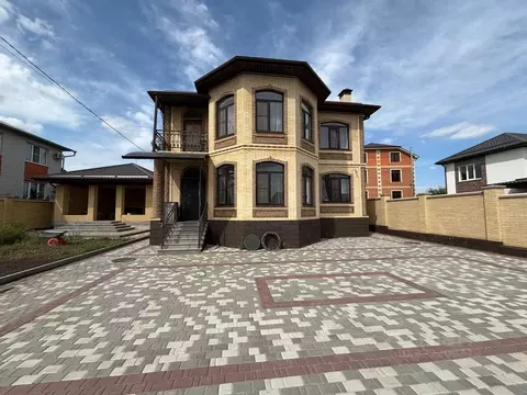 Коттедж в Ставропольский край, Ессентуки Бульварная ул., 23 (279 м)