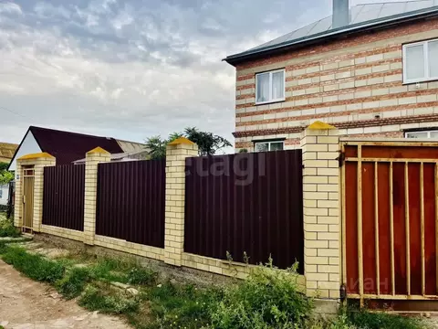 Дом в Астраханская область, Приволжский район, пос. Кирпичного Завода ...