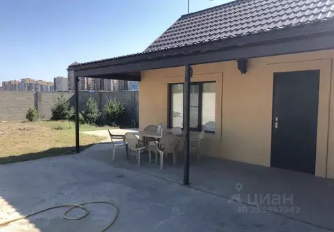 Дом в Дагестан, Каспийск просп. Акулиничева, 2 (50 м)