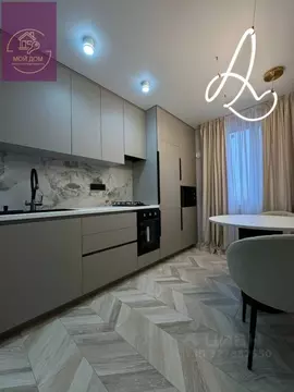 2-к кв. Крым, Евпатория просп. Победы, 87Бк1 (62.0 м)