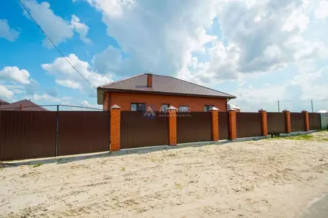 Коттедж в Тюменская область, Тюмень ул. Юрия Шешукова (97 м)