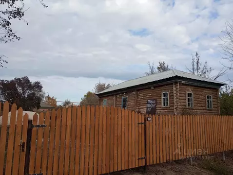 Дом в Ростовская область, Шолоховский район, Вешенская ст-ца ул. ...