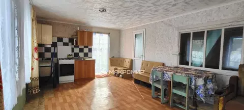 Дом в Брянская область, Брянский район, Новодарковичское с/пос, пос. ...