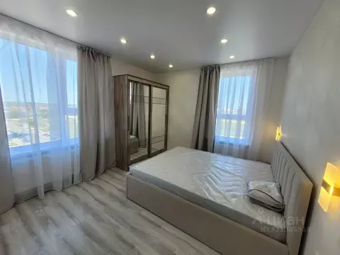 2-к кв. Крым, Симферополь просп. Александра Суворова (60.0 м)