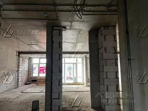 Торговая площадь в Московская область, Лобня ул. Колычева, 7 (129 м)