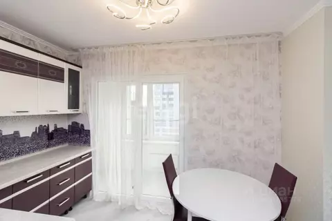 1-к кв. Тюменская область, Тюмень ул. 50 лет Октября, 57Бк2 (31.4 м)
