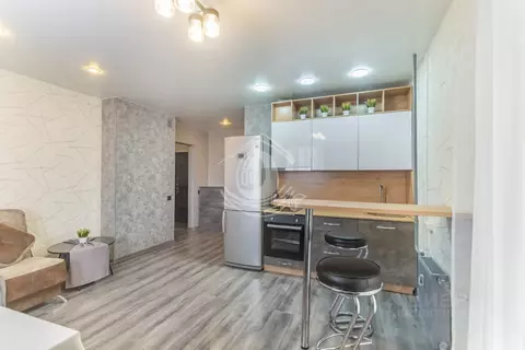 2-к кв. Алтайский край, Барнаул тракт Змеиногорский, 82 (39.7 м)