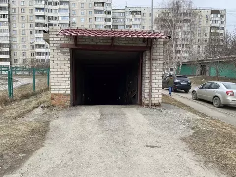 Гараж в Алтайский край, Барнаул ул. Папанинцев, 121 (19 м)