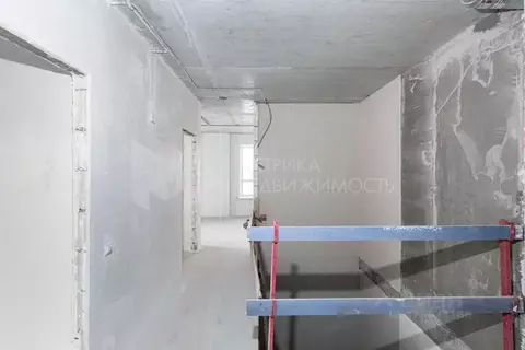 3-к кв. Тюменская область, Тюмень ул. Тимофея Чаркова, 93 (97.5 м)