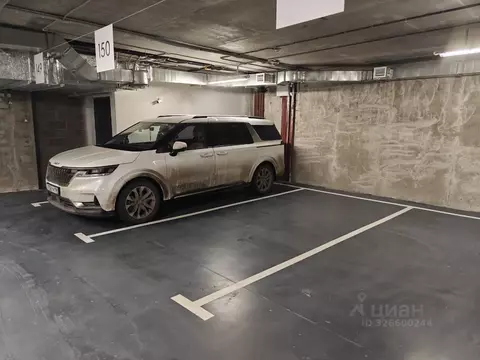 Гараж в Санкт-Петербург Лисичанская ул., 15 (14 м)